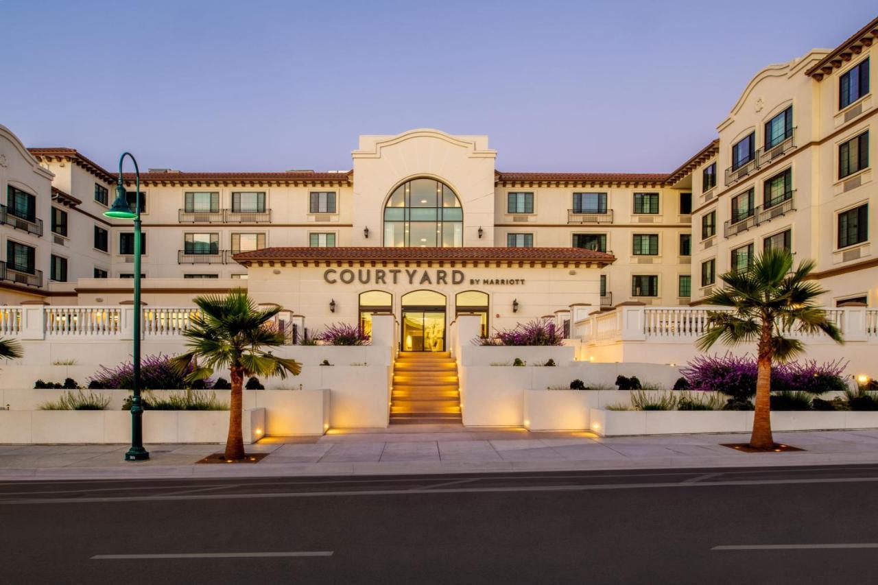 Hotel Courtyard By Marriott Santa Cruz Extérieur photo